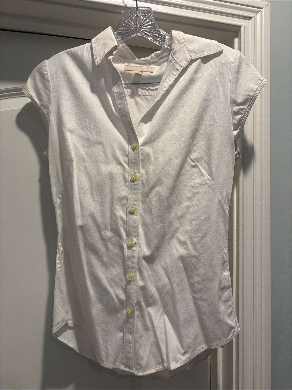 Banana Republic Women’s White Short Sleeve Oxford
